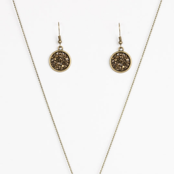 Bite the stardust Brass necklace/earrings paparazzi - Picture 2 of 3